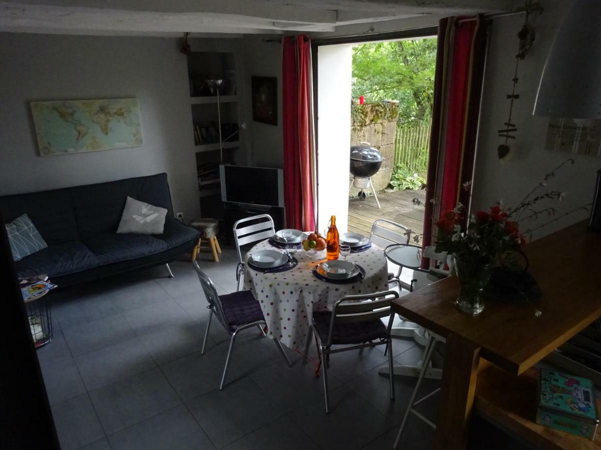 Gite Au Martin Pecheur Laiz Eksteriør billede